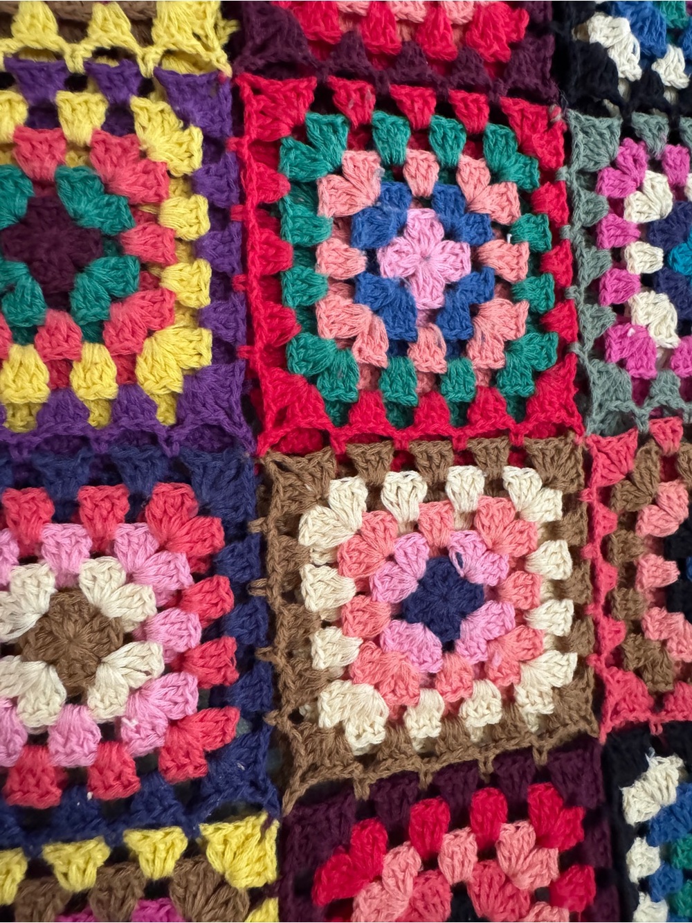 FARM Rio Multicolor Crocheted & cropped pullover - Picture 9 of 9